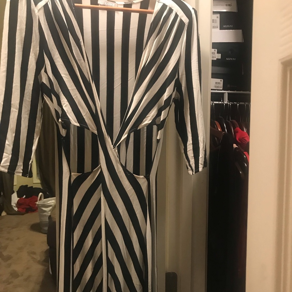 Black and White Striped Cut Out maxi Dress